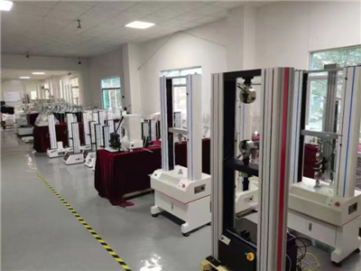 工厂力学装备车间